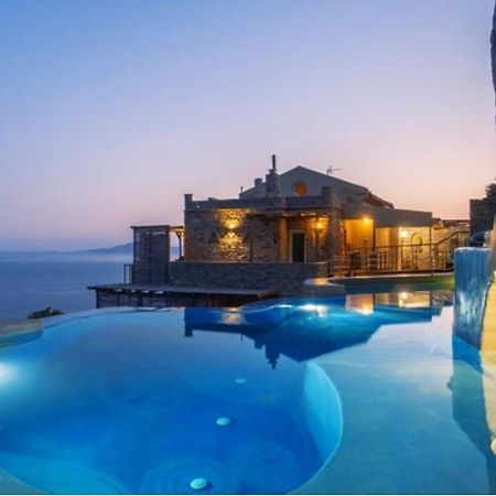 Апарт готель Aegean Castle Andros - Adults Only Agia Eleousa Екстер'єр фото
